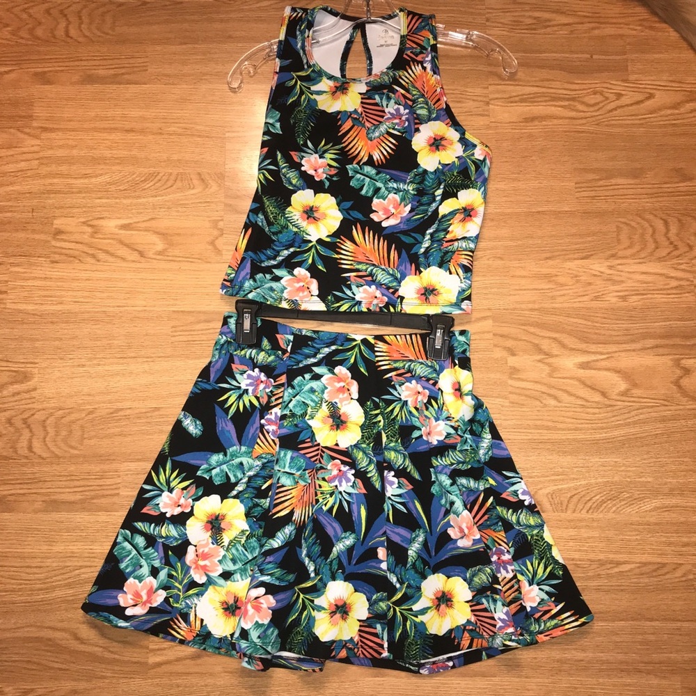 Tropical top and skirt combo